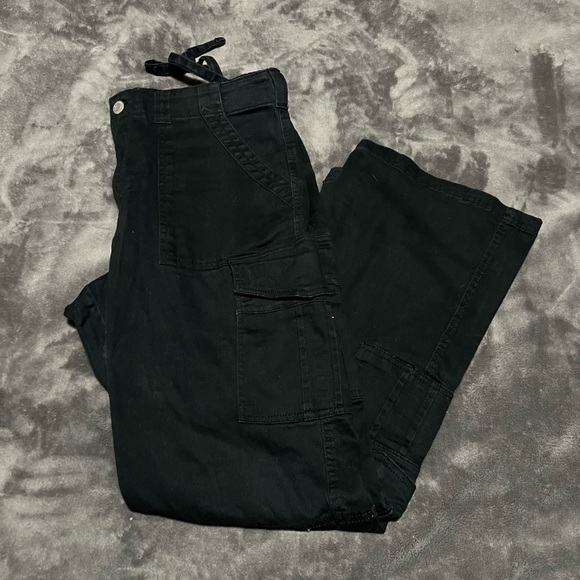 Gray and Black Pants Set - Picture 4 of 7